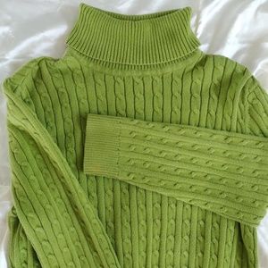 Green Turtleneck Sweater - Pria